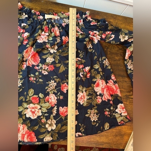 Eldridge Navy and Pink Floral Ruffle Sleeve Medium Shirt - Picture 8 of 12